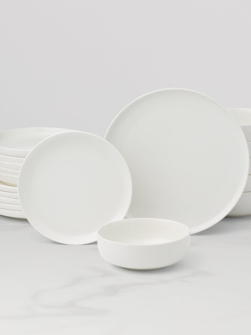 24 Seven White 18-Piece Dinnerware Set